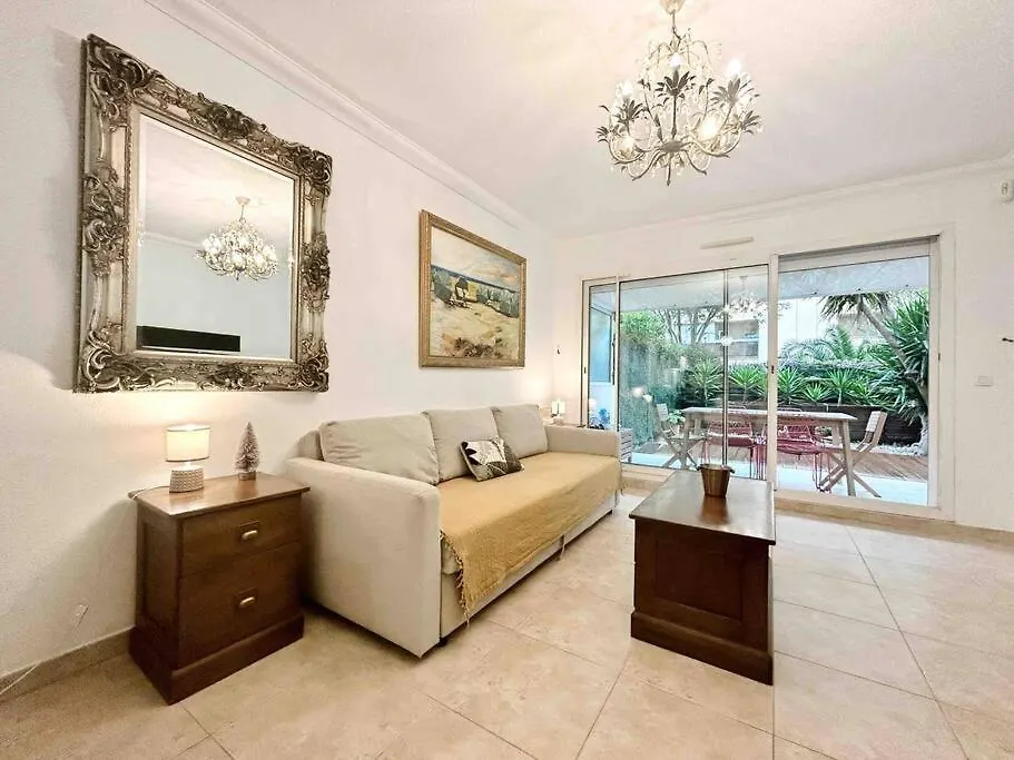 Le Square Pauline, Apt 4 Prs, Jardin, 300M Mer Antibes
